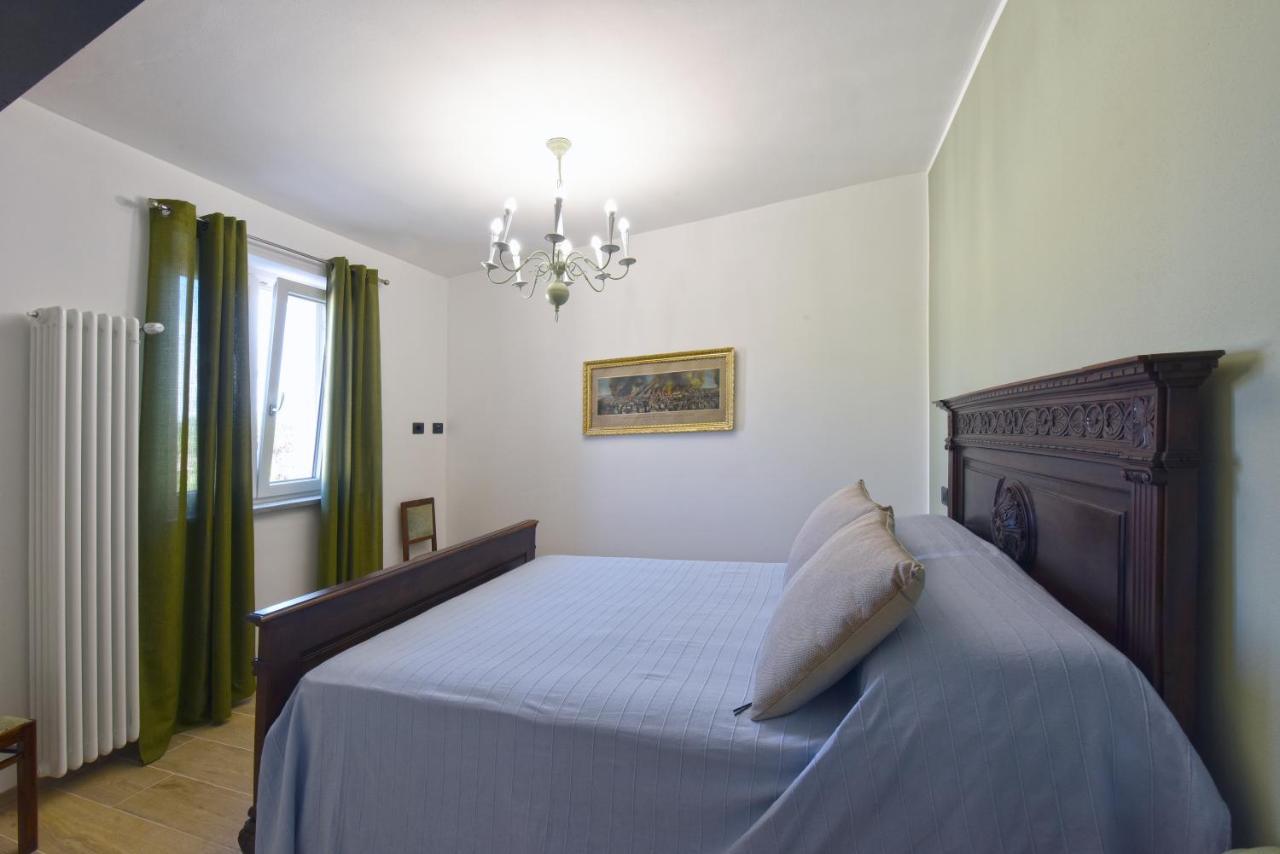 Casa Valentina 1902 Apartman Montegrosso dʼAsti Kültér fotó